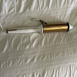Curling Iron